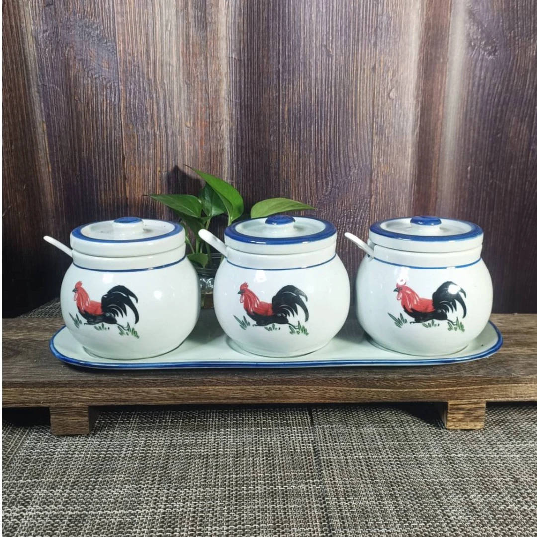 中式复古陶瓷调料罐盐味精辣椒油调味罐带盖带勺带底托