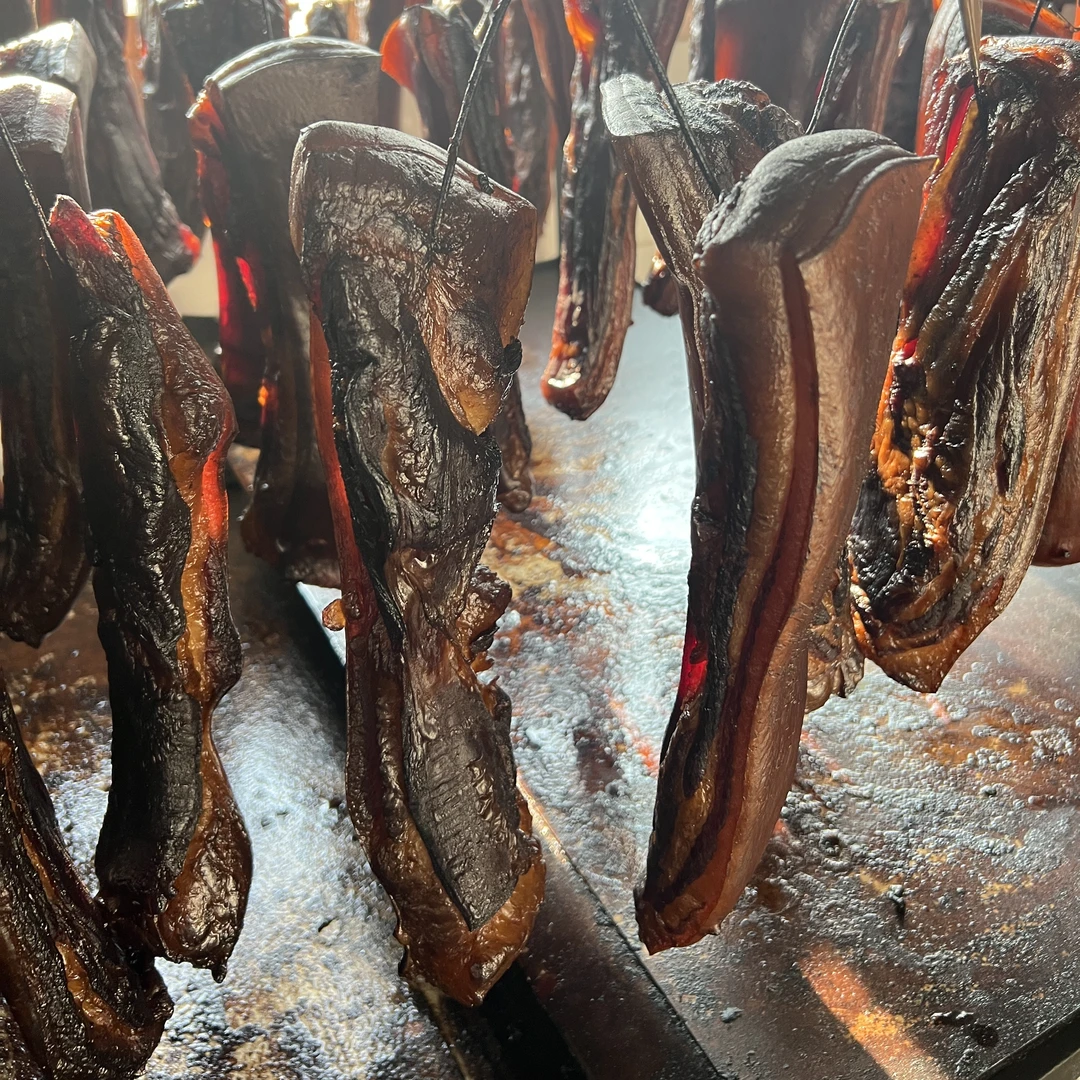 谭爹爹【五花已称好】湖南攸县农家柴火烟熏黑腊肉