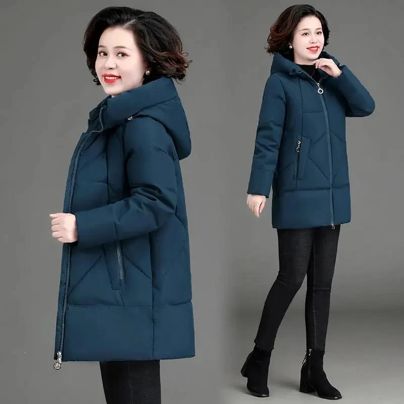 波司澄妈妈冬装外套新款中老年衣女秋冬奶奶袄韩版大码羽绒服舒适