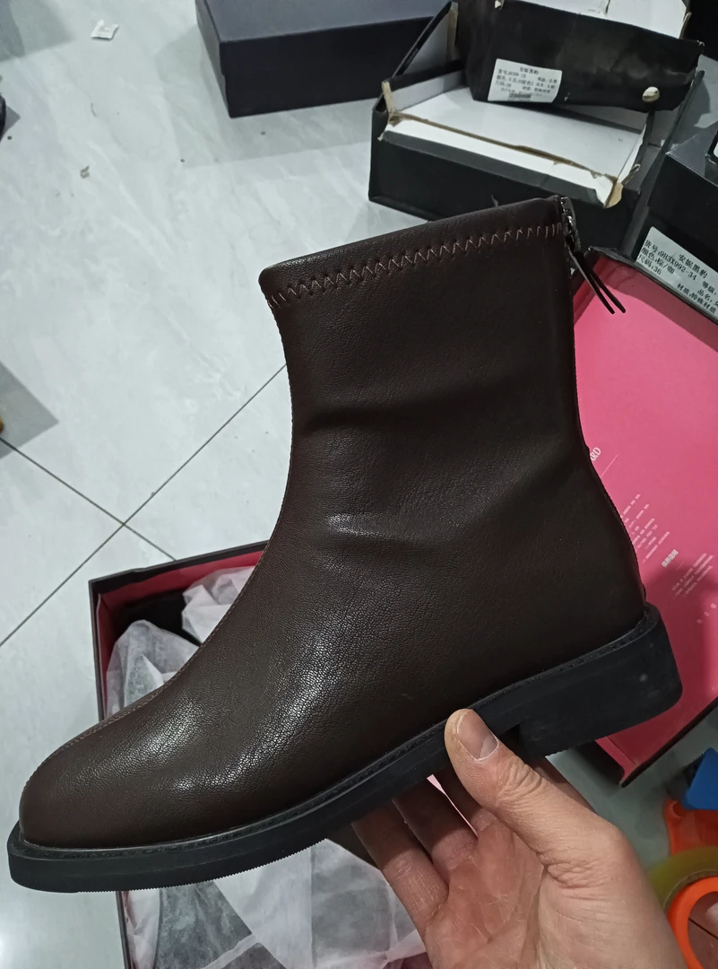 新款713时尚高端马丁短靴女