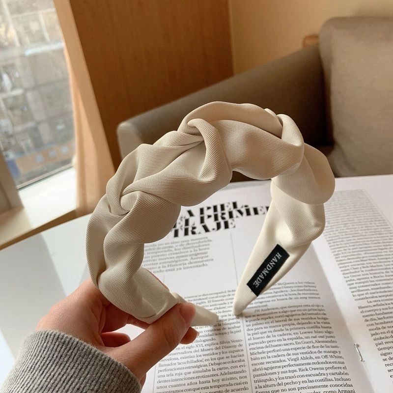 宽边褶皱发箍女法式秋冬百搭复古港风发卡外出压发高颅顶头箍发饰
