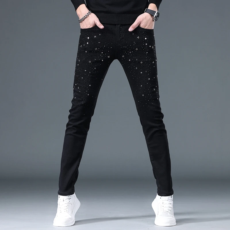潮牌修身小脚小脚牛仔裤带钻黑色高贵个性上档次烫钻新中式男装裤