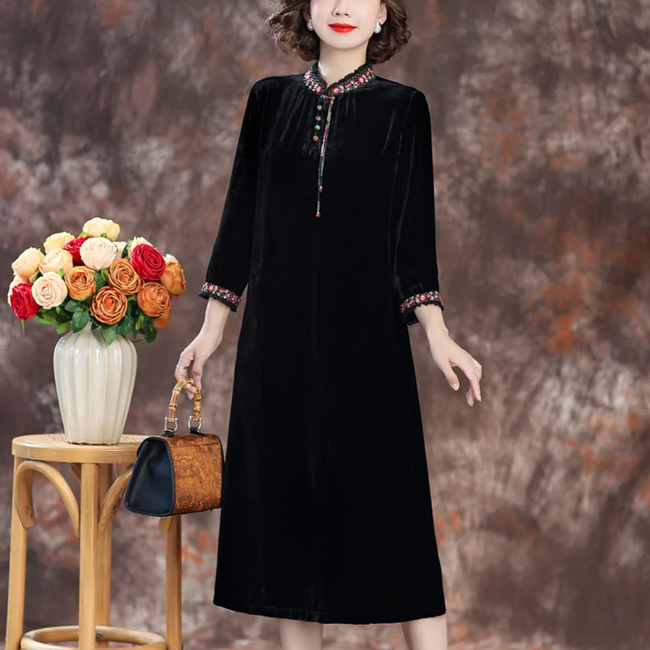 金丝绒洋装女新款春秋大码女妈妈装七分袖垂感绣花连衣裙时尚中式