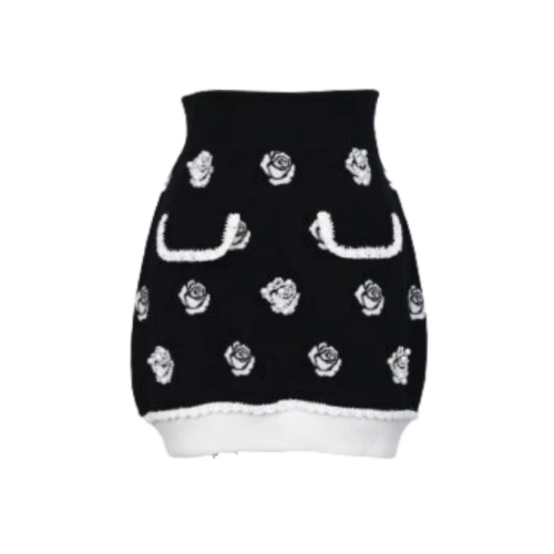 LE FAME/拉飞姆 珍珠钉钻黑色针织半裙