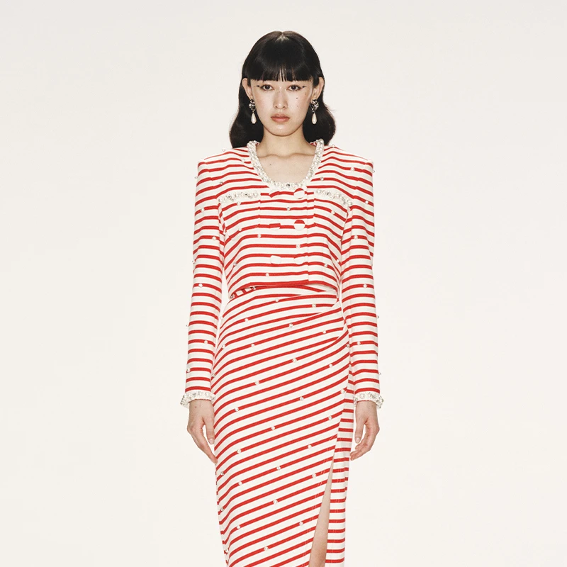 【蜜思仝专属】LE FAME/拉飞姆华丽红白条纹针织休闲U领短外套R023