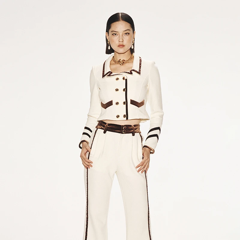 【粉丝专享】LE FAME/拉飞姆小香风斜纹装饰收腰撞色卫衣B120