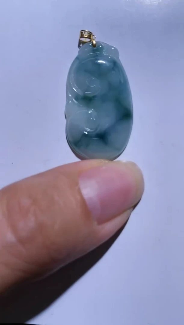 【闪购商品】翡翠吊坠(不含链)18K金镶嵌翡翠