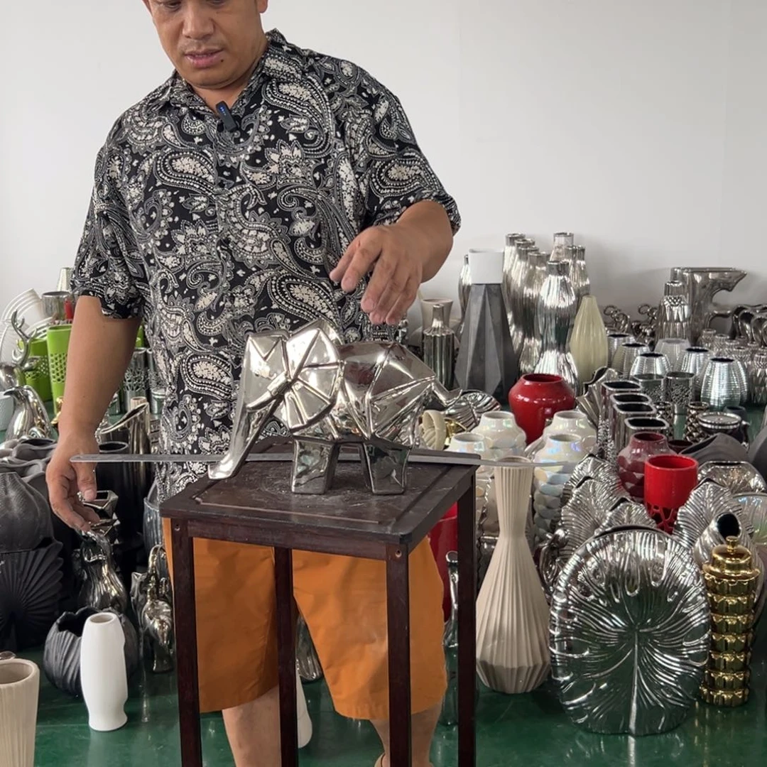 摆件146 号高中低温陶瓷工艺饰品