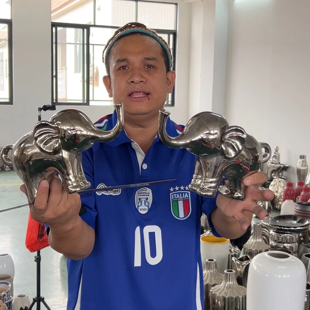 摆件84 号高中低温陶瓷工艺饰品（微瑕）