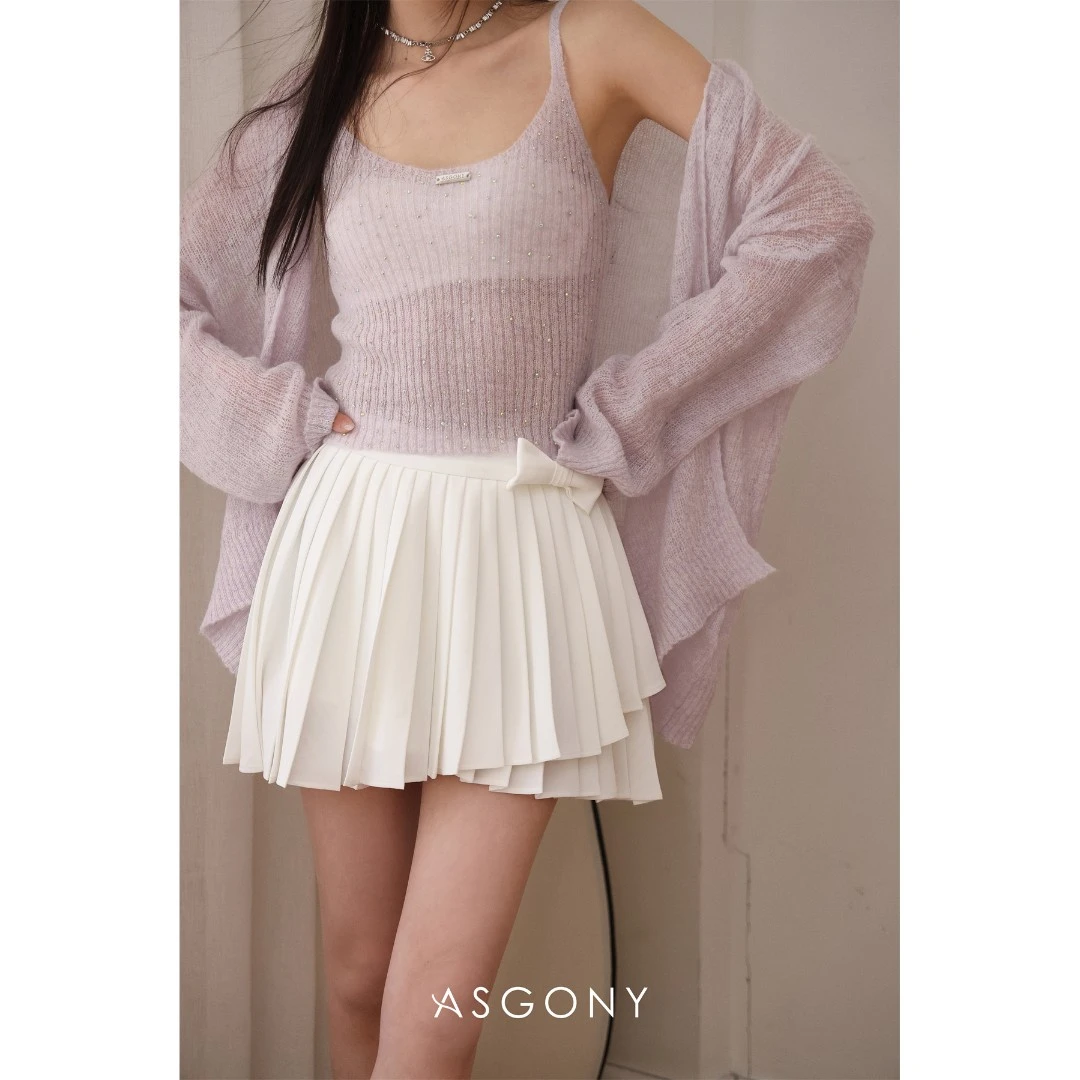 AsGony百褶A字半身裙时尚简约设计感蝴蝶结斜裁高腰不规则防走光