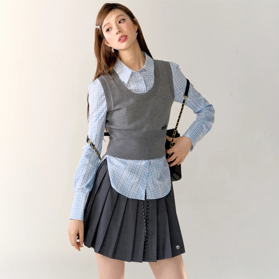 AsGony韩系百搭翻领收腰肌理感蓝色格子衬衫针织短马甲