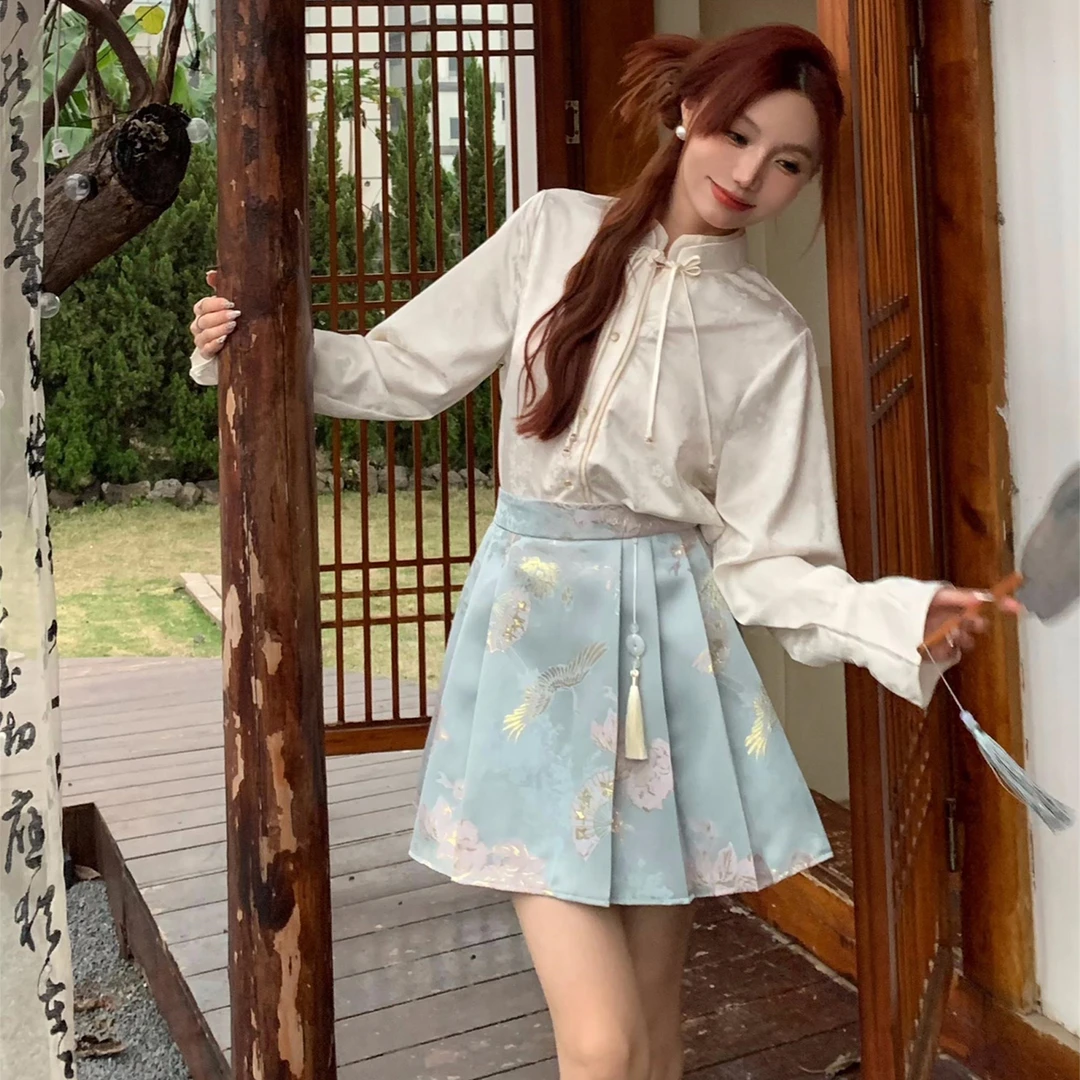 AsGony新中式缎面垂感立领盘扣暗纹提花衬衫