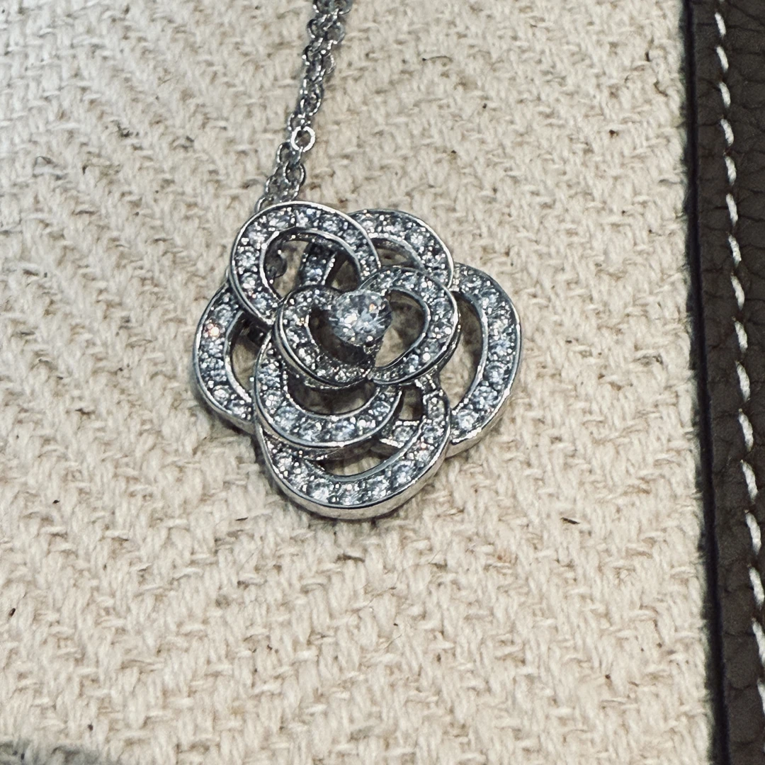 Ms.Qnn 链子925银合成锆石 “璎珞山茶花”女士项链 24FS019 Q姐