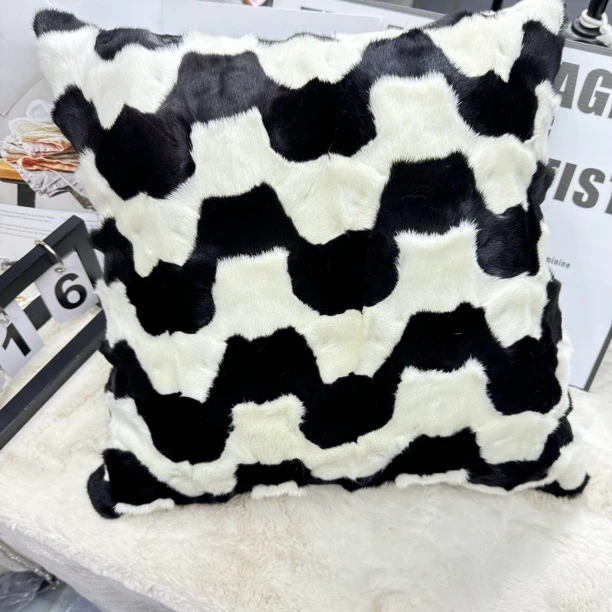 水貂毛抱枕沙发靠垫床头大号42×42cm黑白波浪纹玫瑰花靠枕字母