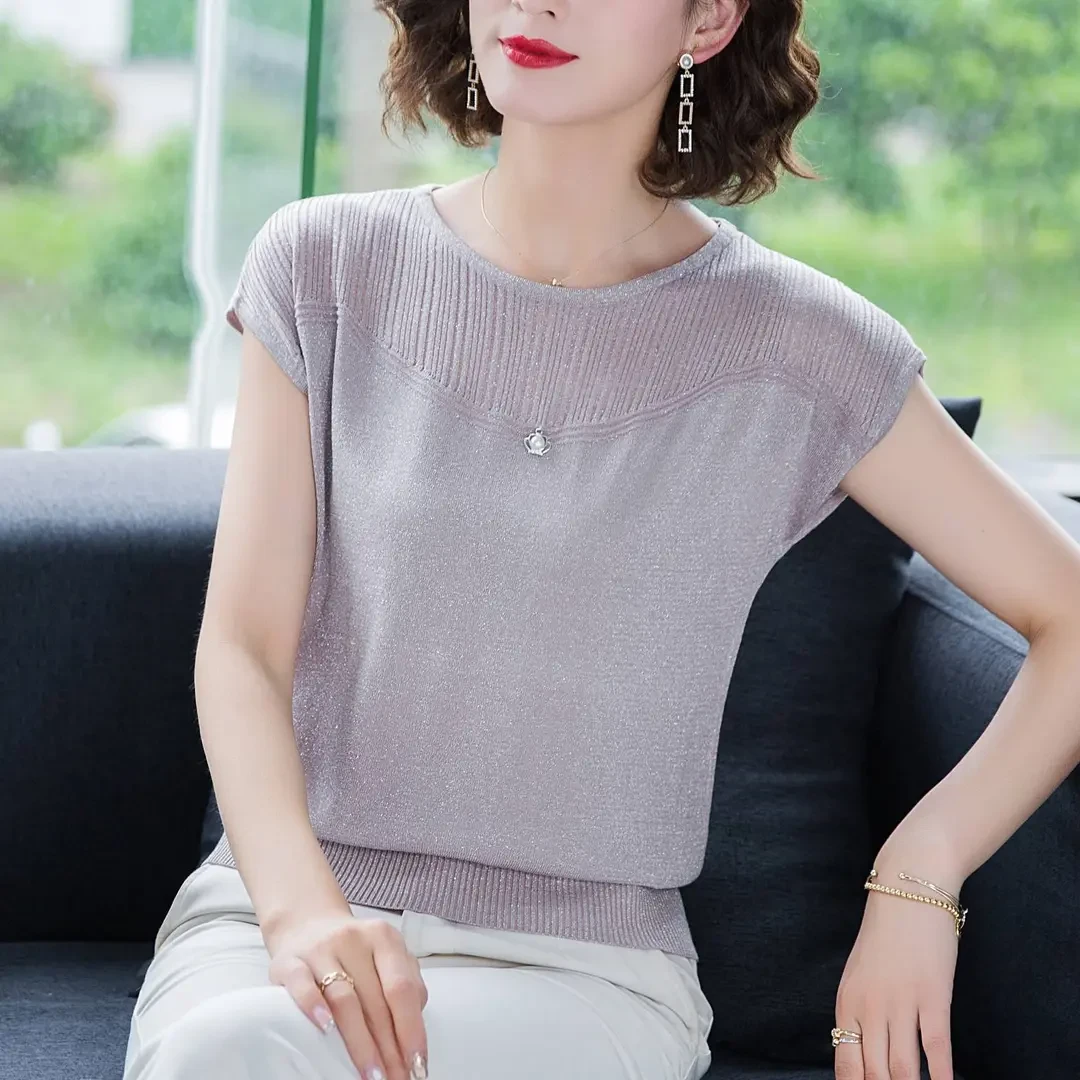 2025年夏季短袖t恤女士圆领时尚薄款宽松显瘦纯色百搭款短款上衣