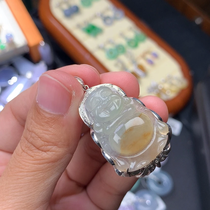 【闪购商品】翡翠吊坠(不含链)18K金镶嵌