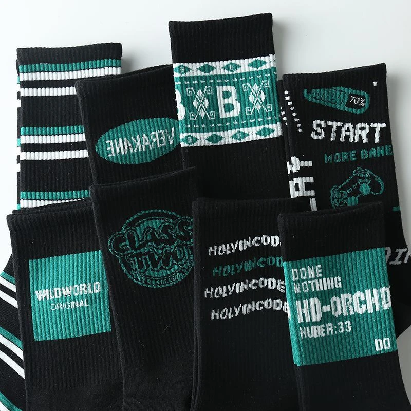 中筒袜男学生运动袜子秋冬百搭黑色中筒ins潮防臭篮球袜长筒男袜