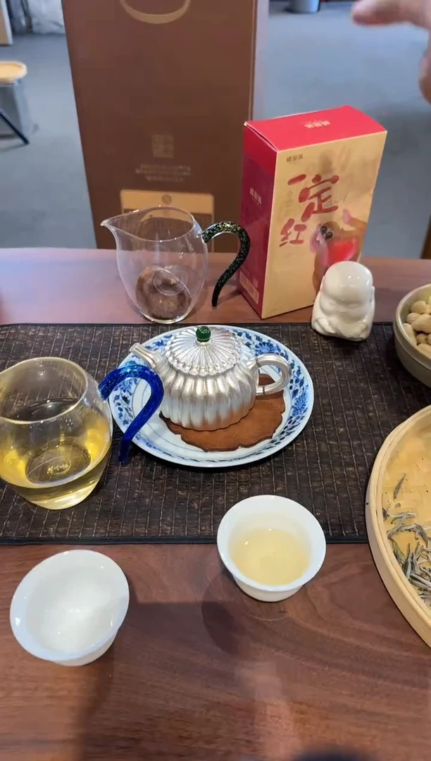 【闪购商品】梅瓶-SRC