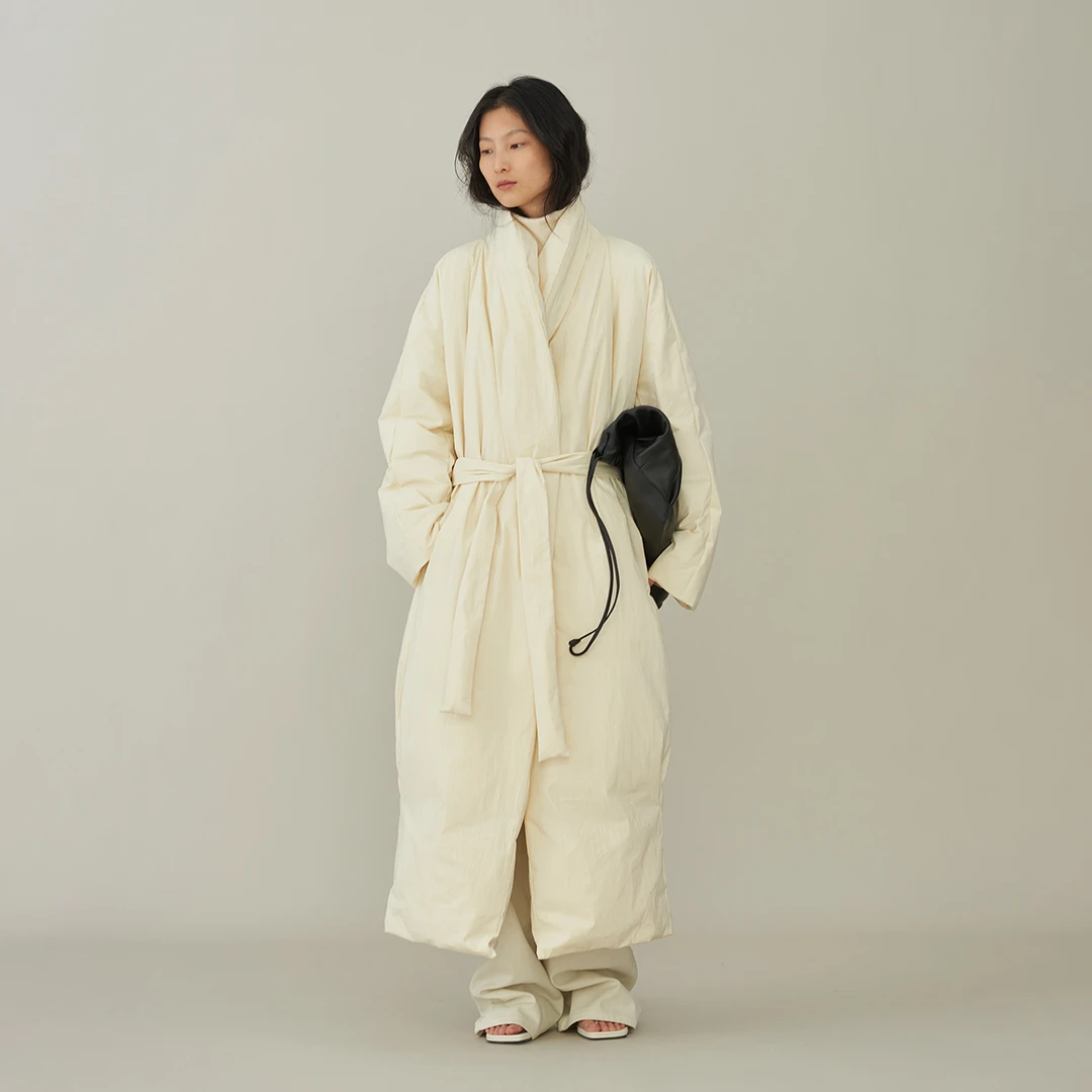 zum高级感超好看羽绒服女冬季2023新款小个子白色加长款保暖时尚