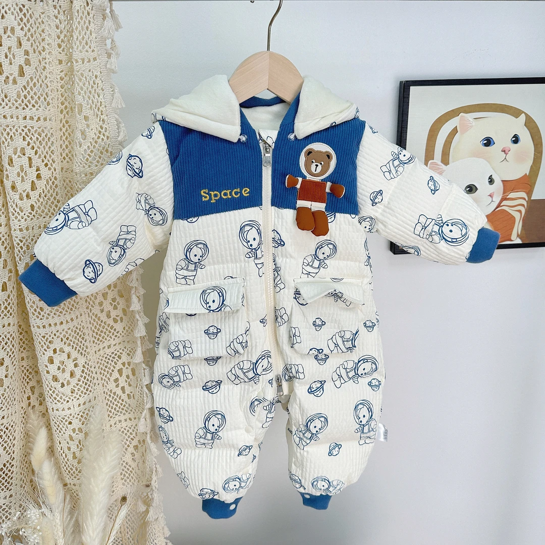 婴儿羽绒服连体衣加厚冬装爬服外出保暖太空宇航熊男宝宝5039