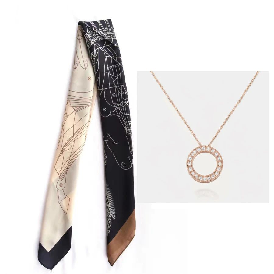 大圆饼 满钻气质时尚百搭复古金色银色 K18 围巾