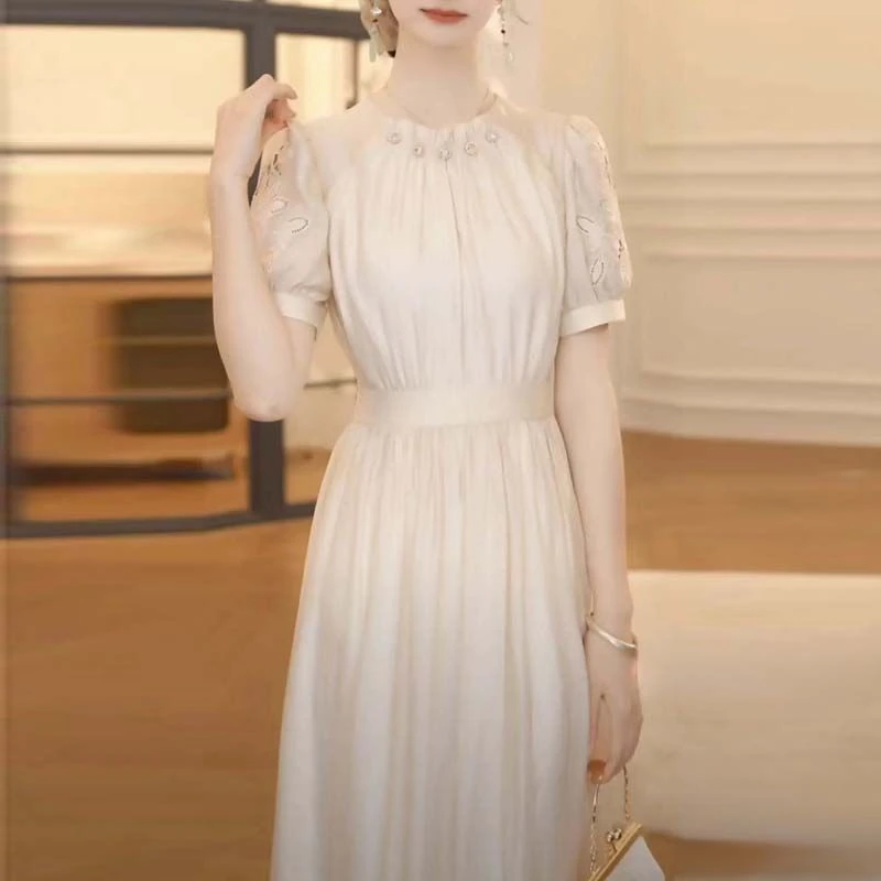 天丝麻连衣裙女夏季2024新款气质显瘦长裙短袖刺绣收腰A字裙A365