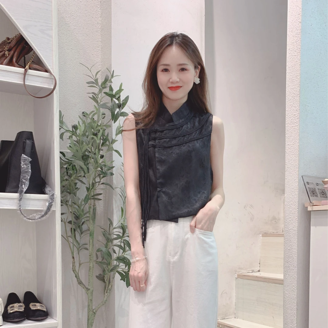 2024夏季新款国风新中式设计感盘扣印花立领马甲上衣显瘦洋气时尚