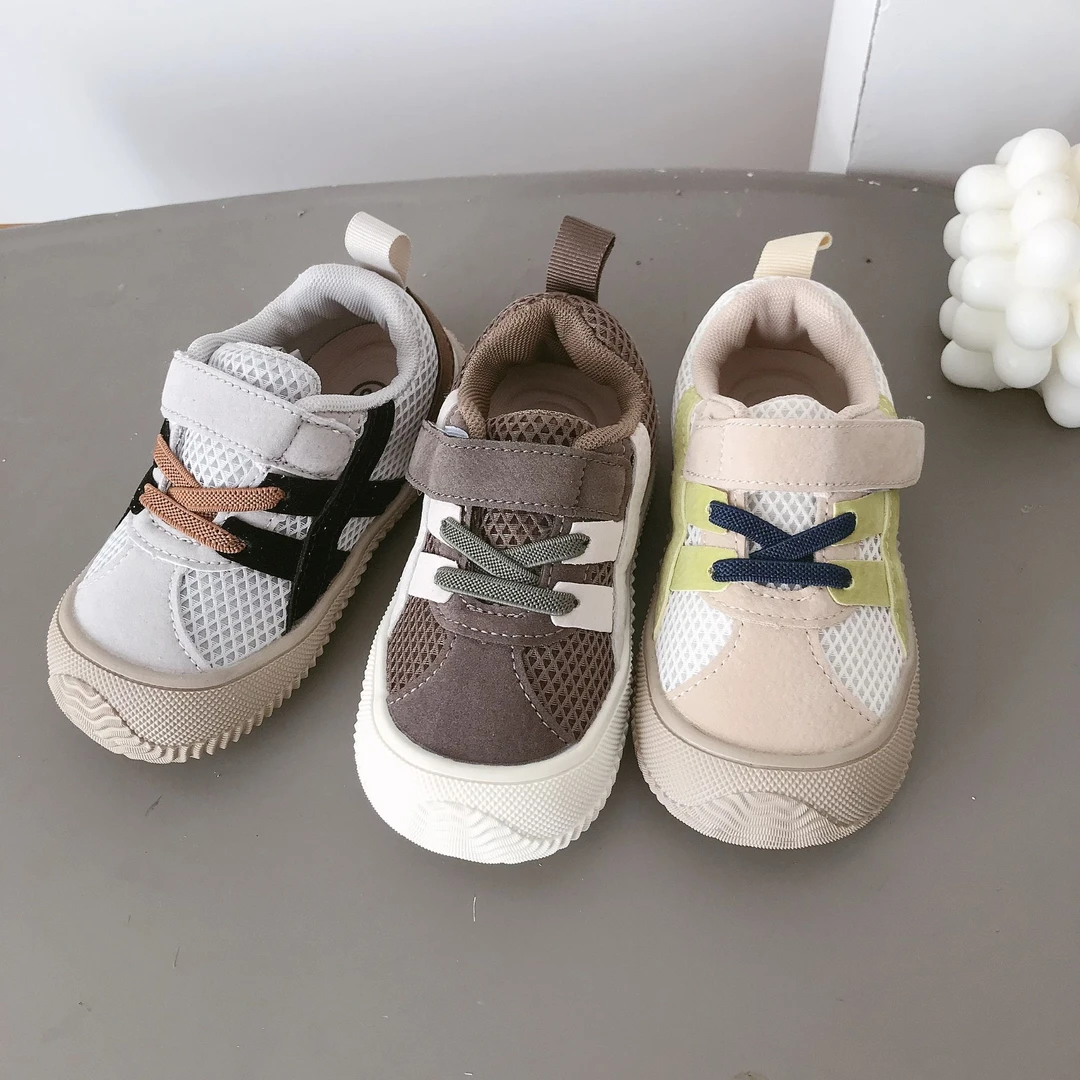 韩版儿童运动鞋2024春秋新款女童网面鞋透气宝宝幼儿园室内鞋软底