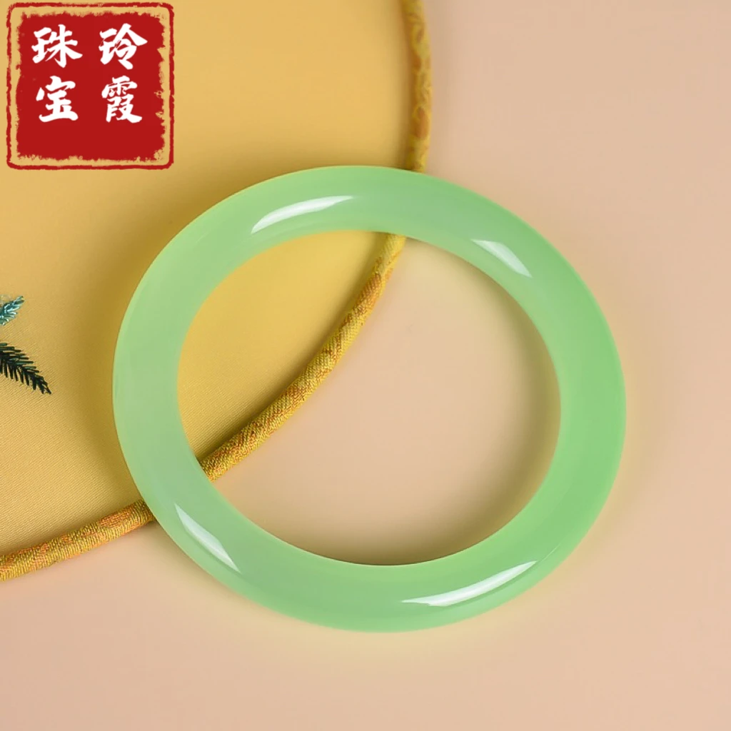 天然果绿色玉髓手镯女苹果绿胖圆条玛瑙玉镯珠宝首饰收藏品玉文化