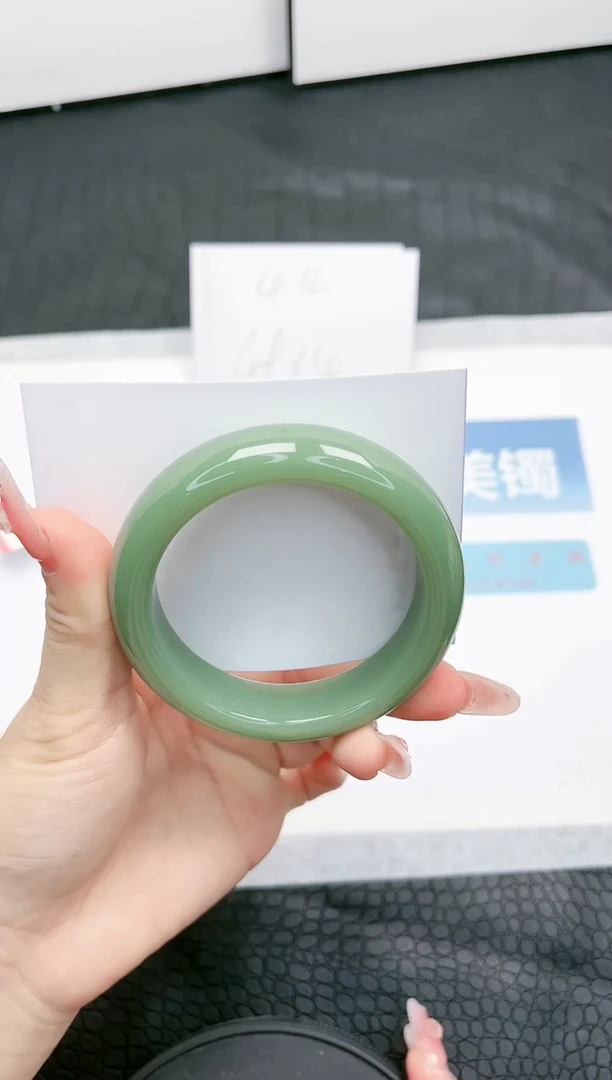 【闪购商品】石英质玉手镯未镶嵌26-54