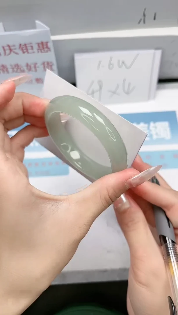 【闪购商品】石英质玉手镯未镶嵌N98-52.4