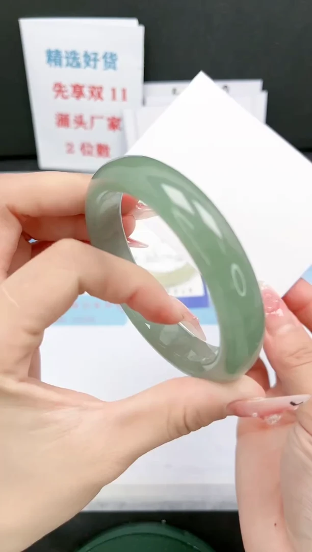 【闪购商品】石英质玉手镯未镶嵌101-56