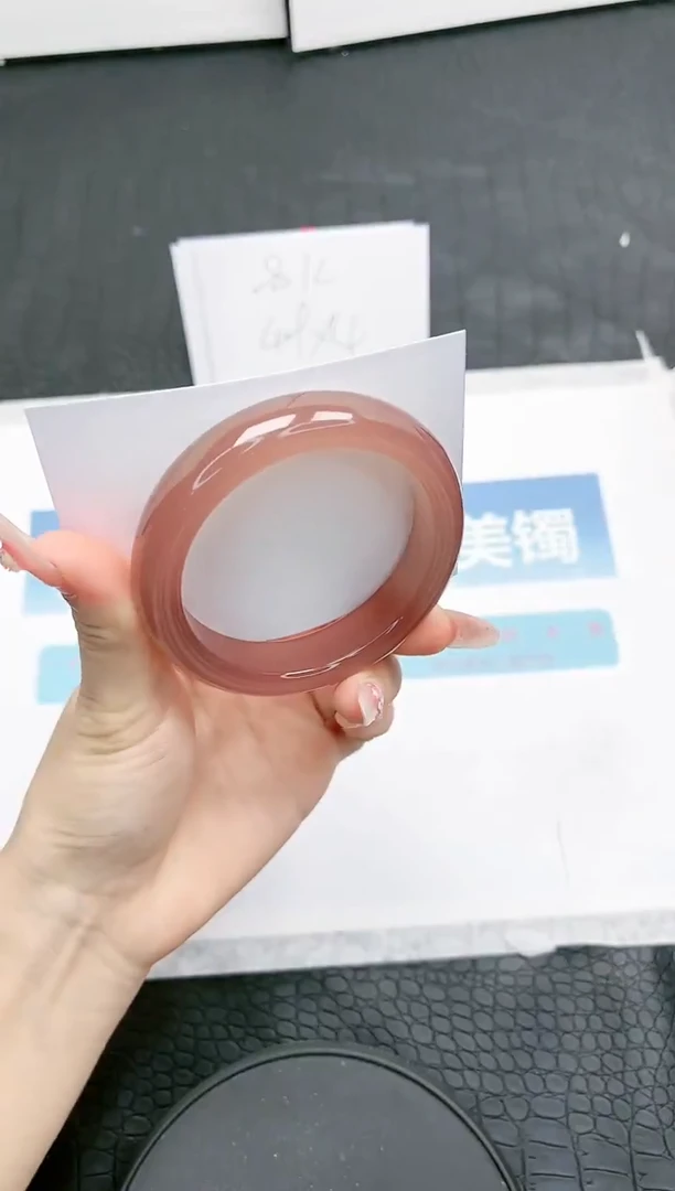 【闪购商品】石英质玉手镯未镶嵌66-58