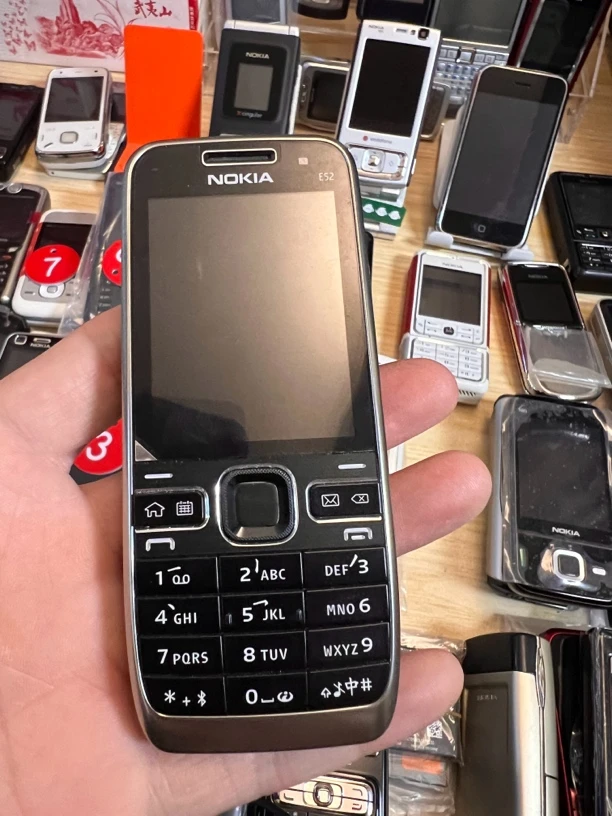99新 Nokia/诺基亚 诺基亚e52