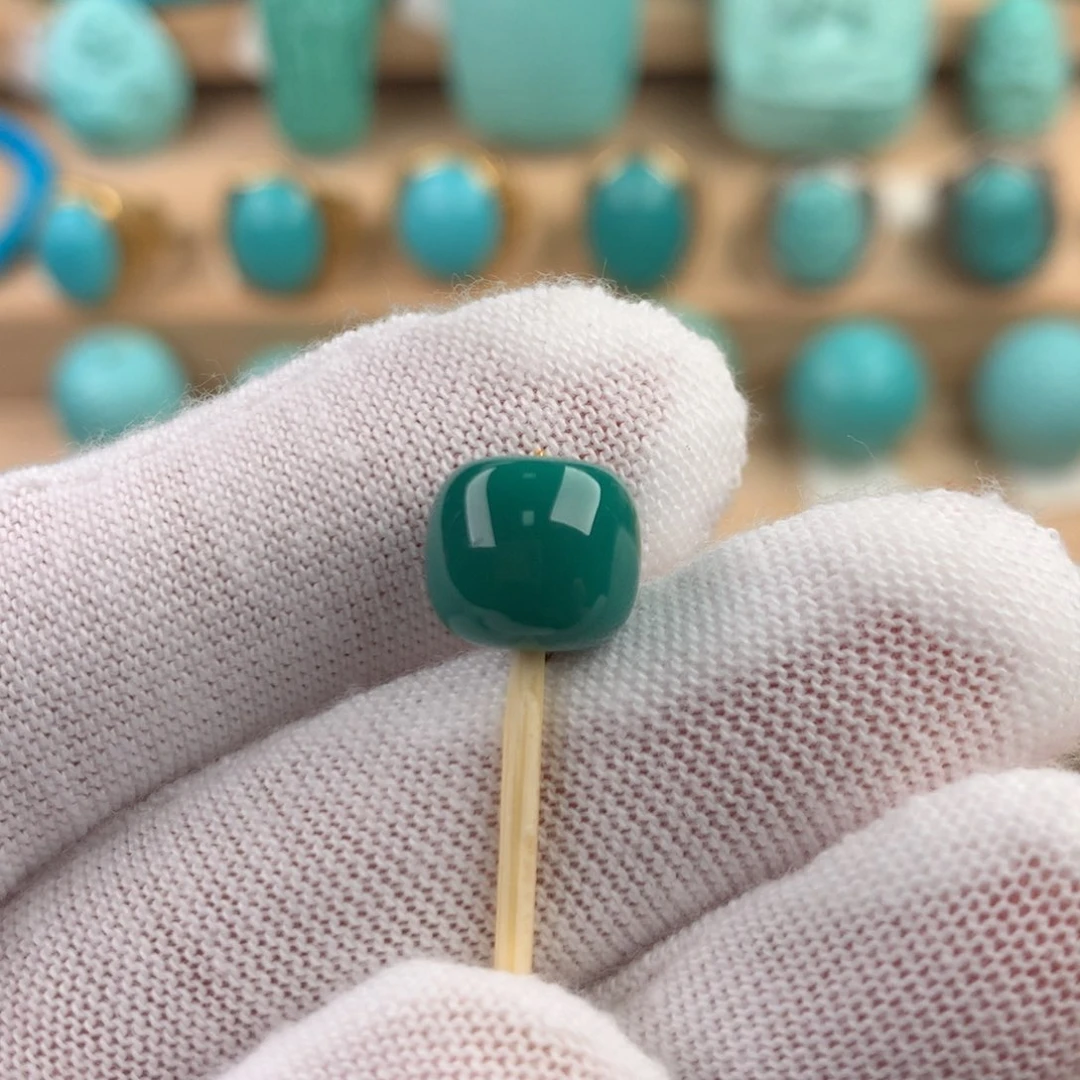 绿松石配饰未镶嵌9.8-8.8mm