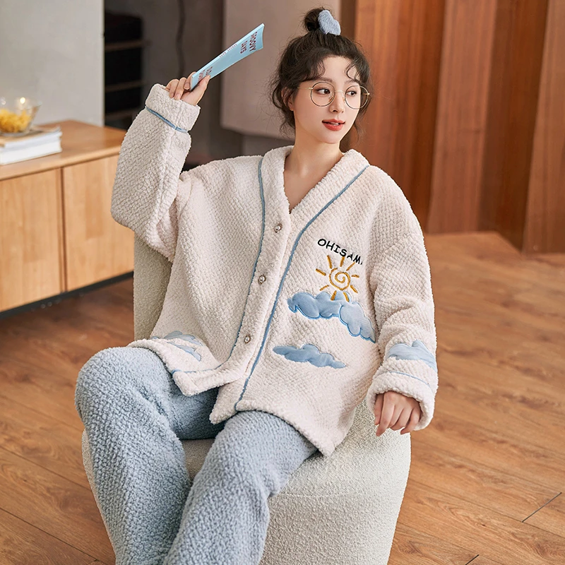 秋冬款高级长袖舒适时尚加绒加厚锁温可外穿女士睡衣家居服保暖