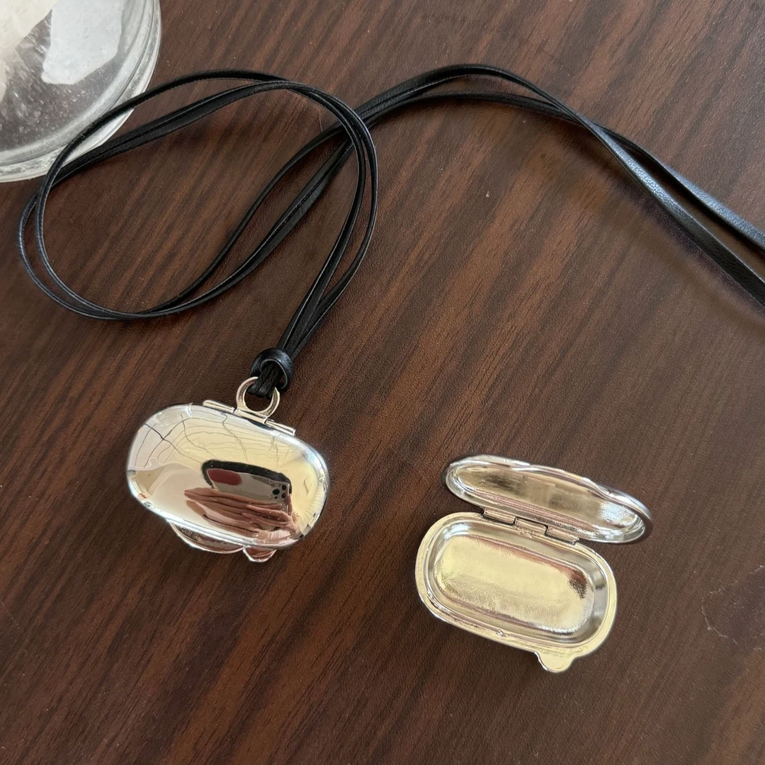 黄铜项链 月光宝盒项链  皮挂件