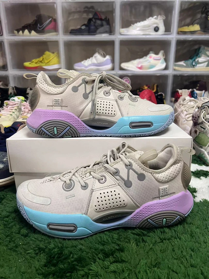 捡漏42码/全城9棉花糖篮球鞋/公价1282