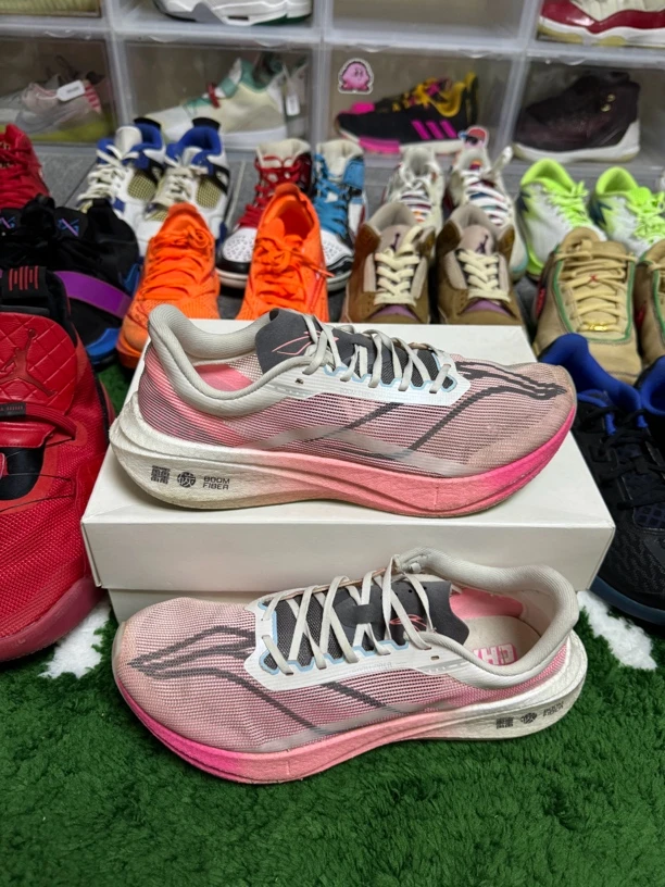 捡漏43.5码/飞电3.0白粉跑鞋/公价447