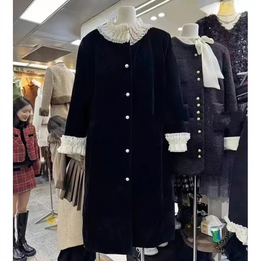 【清仓】  Herna  珍珠花边领夹棉大衣8551