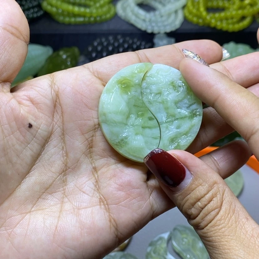 【闪购商品】岫玉颈饰未镶嵌Z***_