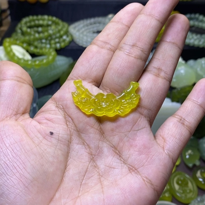 【闪购商品】岫玉颈饰未镶嵌?****?