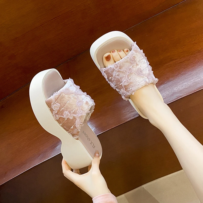 新中式厚底拖鞋女夏季外穿时尚增高一字拖2024新款网红绝美凉拖鞋