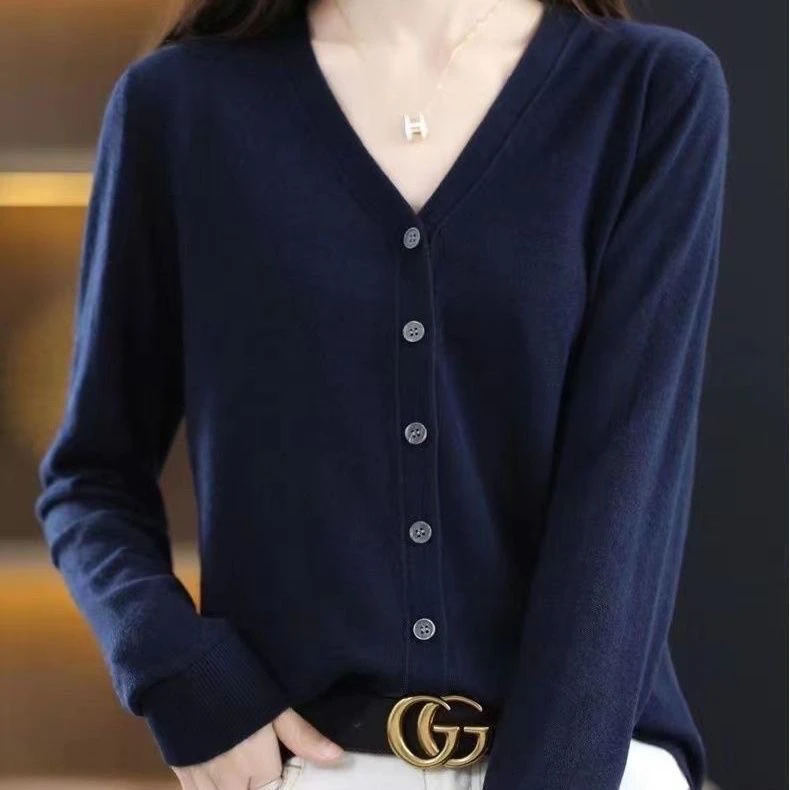 秋冬新款洋气百搭长袖针织开衫女短外套毛衣V领韩版宽松休闲外搭