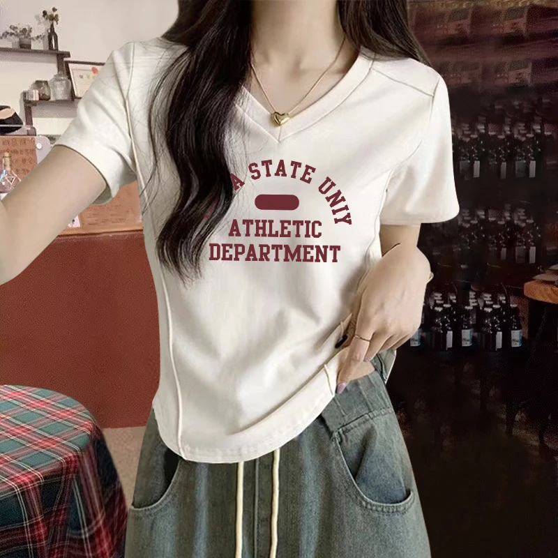 夏季新款韩版正肩修身显瘦印花T恤女士设计感圆弧下摆V领短袖上衣