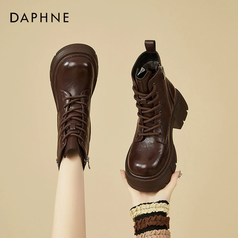 达芙妮厚底马丁靴女2025新款冬季英伦风增高皮靴加绒保暖机车短靴