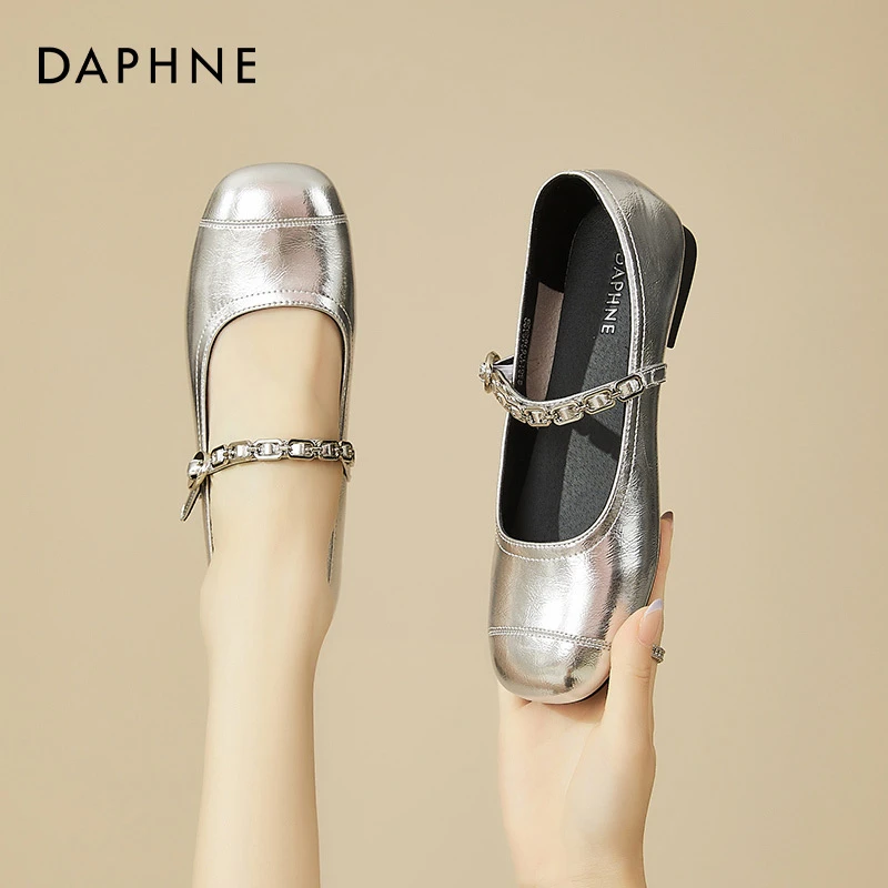 达芙妮玛丽珍鞋女2025新款春秋配裙子软底小皮鞋法式浅口平底单鞋