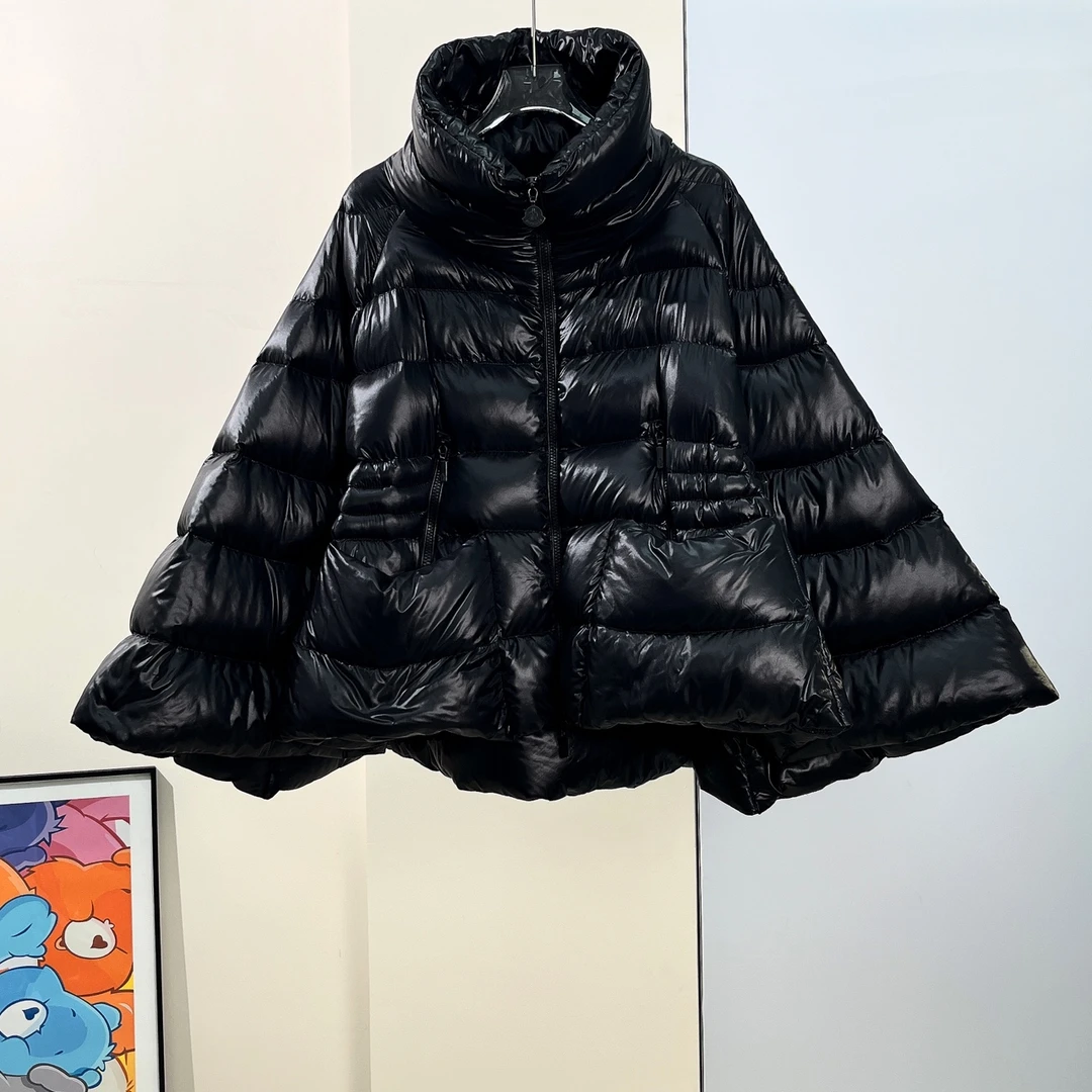 95新 安洁利 严选/ Moncler羽绒斗篷/2码/成色/Xspr1630