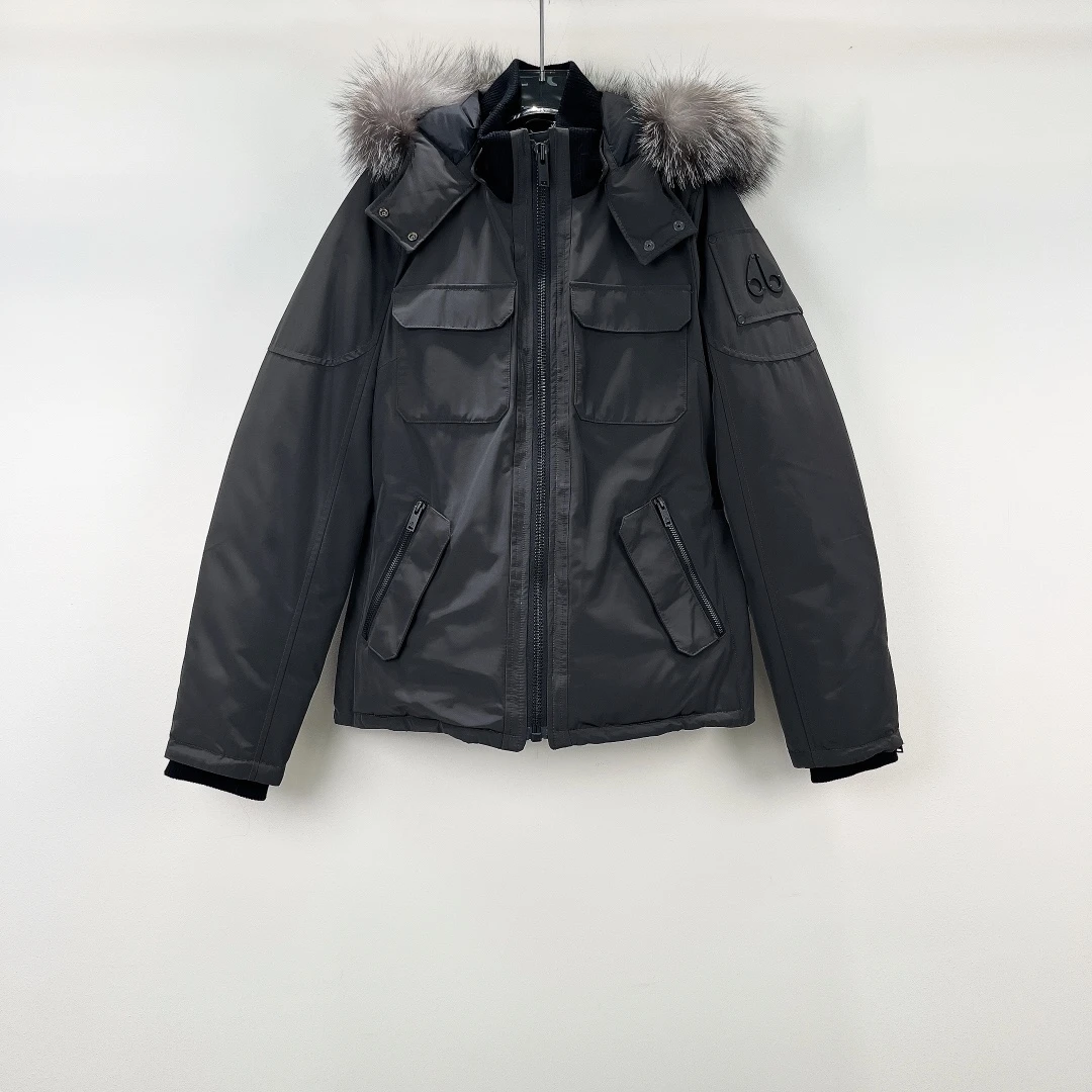 全新未使用 安洁利 严选Moose Knuckles羽绒服/s码/Xsp15886