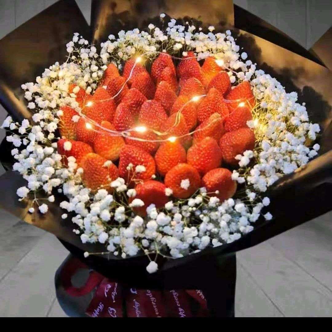 【莓心莓肺莓烦恼】33颗鲜香草莓送朋友送爱人闺蜜生日